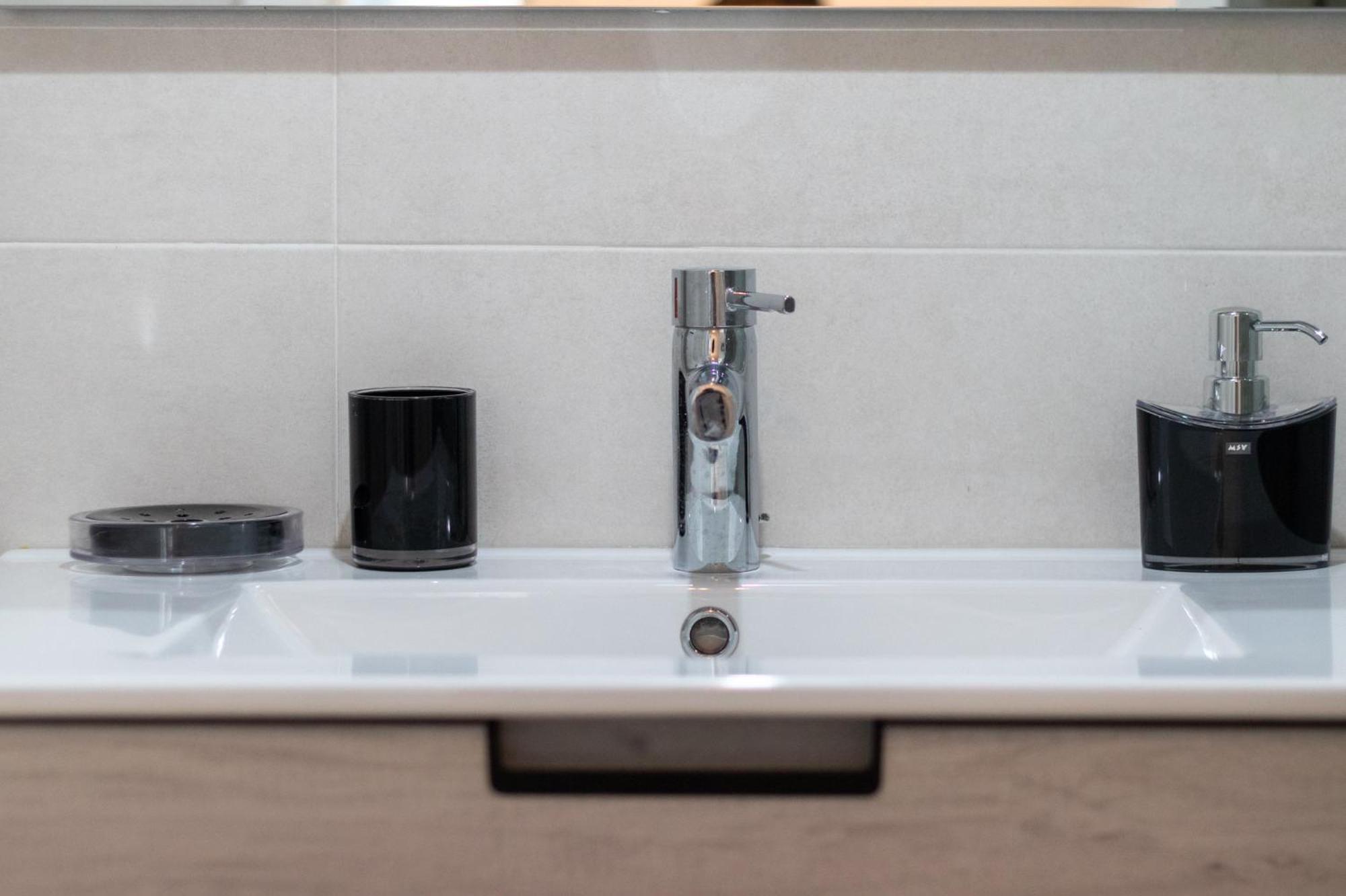 Xirimiri Apartment By People Rentals Bilbao Buitenkant foto